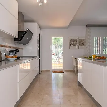 Apartment Ct 196 - Faro's Horizonte - - Beach, Golf & Pool Benalmadena